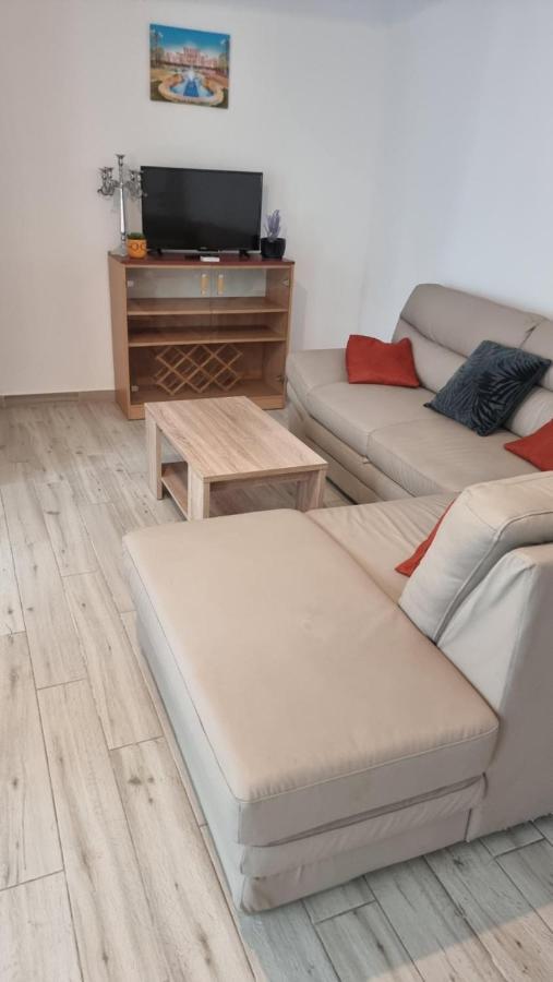 New Bucuresti Relax Flat - Apartament Relaxare - 4 People Apartamento Exterior foto